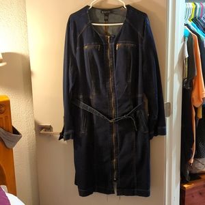 Long sleeve denim dress, zipper front size 20W INC